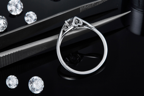 নারী 3 ক্যারেট প্রাকৃতিক Moissanite রিং রত্ন পাথর বিবাহের প্রতিশ্রুতি বাগদান