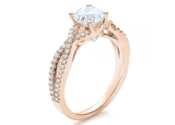 GH VS1 GIA ডায়মন্ড সহ ক্লো সেটিং 18K রোজ গোল্ড রিং 0.8ct