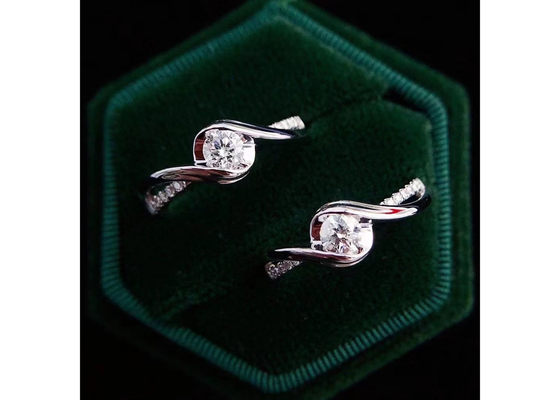 রাউন্ড কাট 0.46ct রিয়েল ডায়মন্ড জুয়েলারি রিং 14K হোয়াইট গোল্ড মেটেরিয়াল ODM
