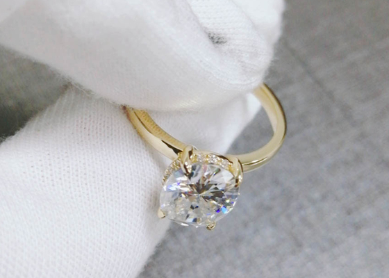 1.5ct ওভাল কাট ল্যাব গ্রোন মইসানাইট রিং 14K সোনার উপাদান 0.7×0.9cm আকার