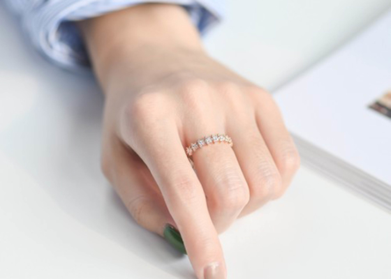 0.54ct গোল্ড স্টার ডায়মন্ড রিং, 1.3mm 18k গোল্ড এনগেজমেন্ট রিং মহিলাদের জন্য